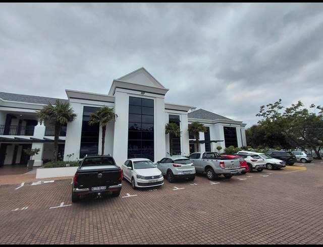 4,076M² OFFICE FOR SALE IN BRYANSTON